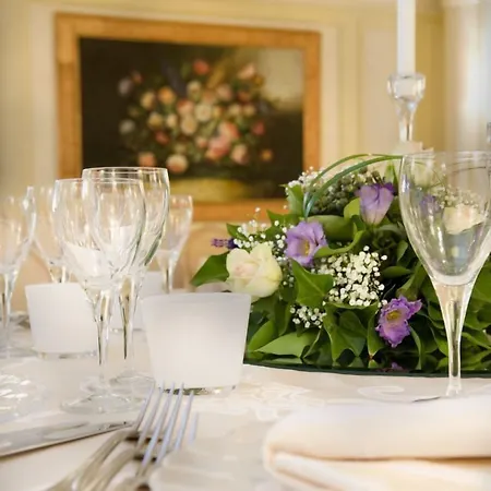 Park Villaferrata فندق 3*