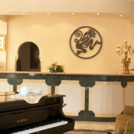 Park Villaferrata غروتافراتا