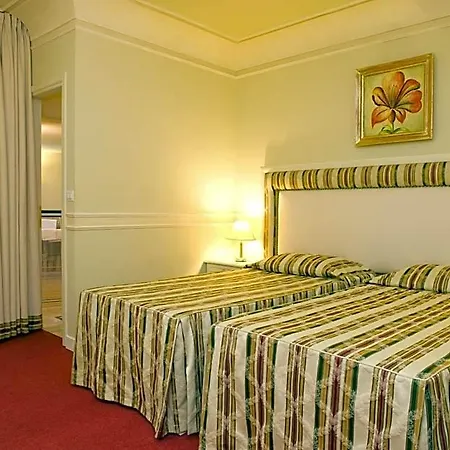 Park Villaferrata מלון 3*